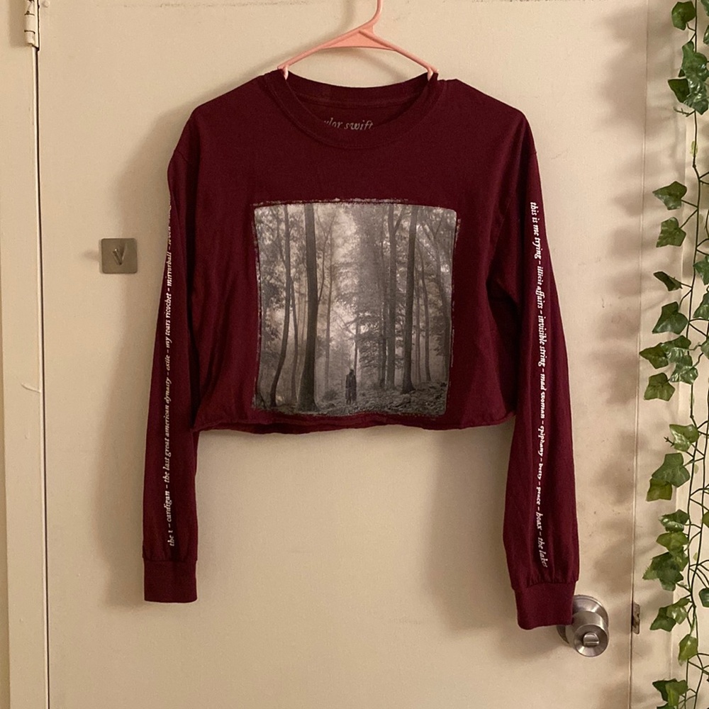 folklore maroon crop